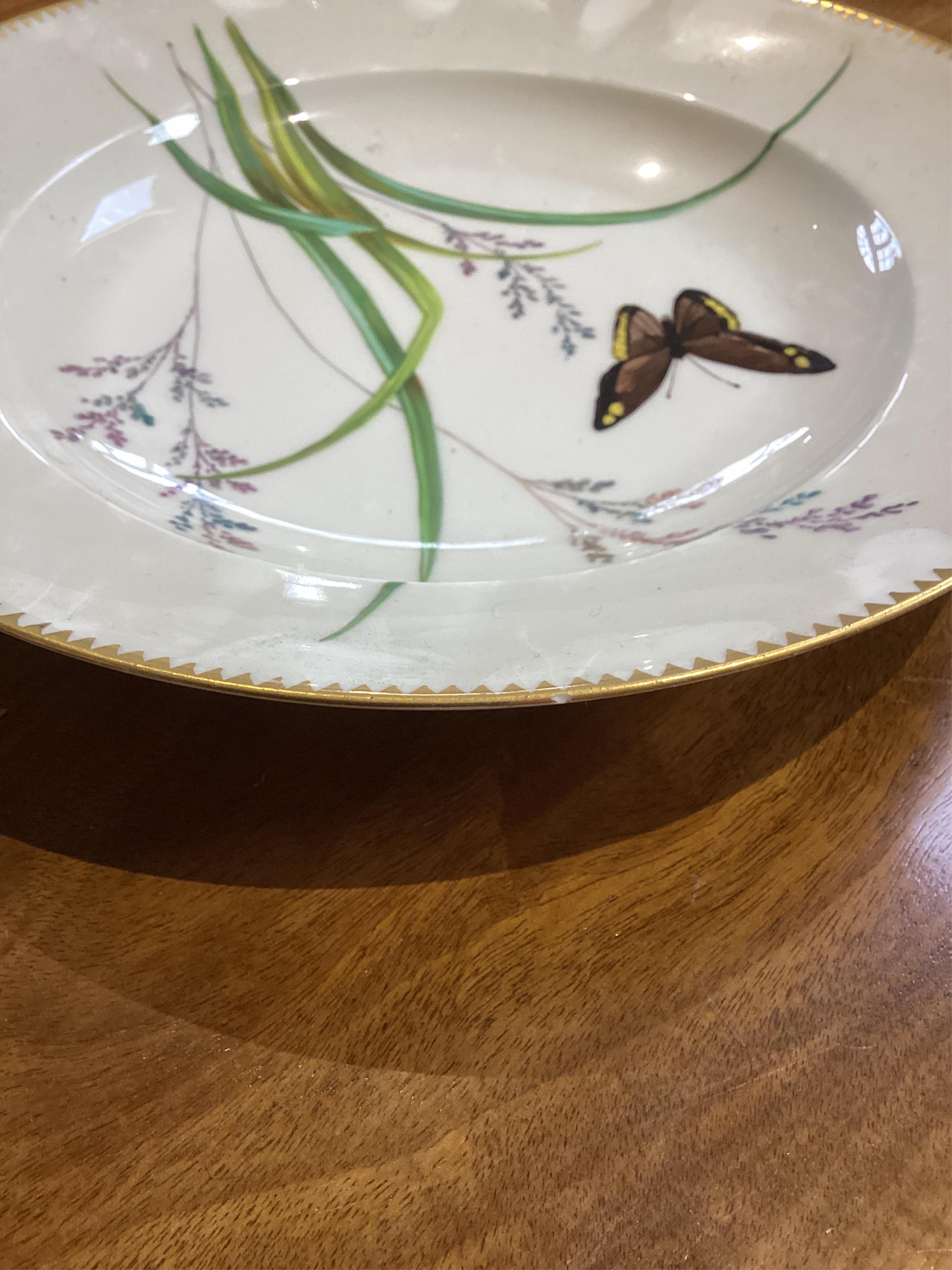 A Paris porcelain part dinner service, late 19th century